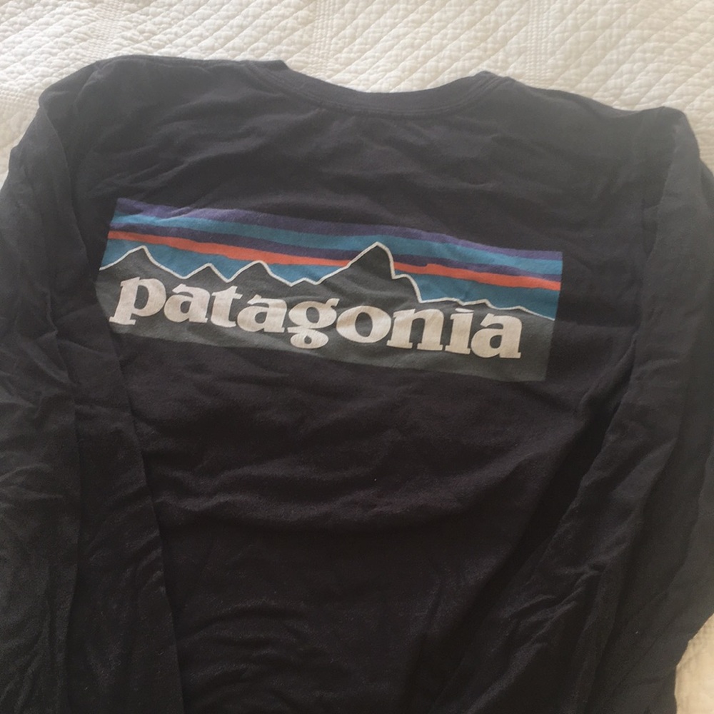 Size Small Patagonia Black Long Sleeve